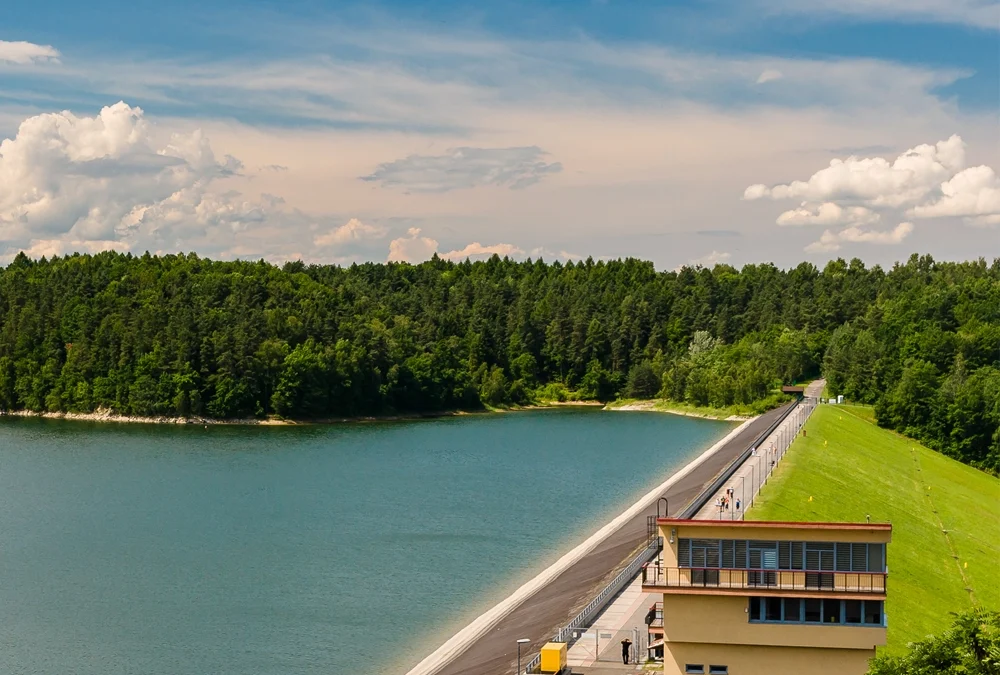 Jezioro Dobczyckie plaża – Idealne miejsca na wypoczynek