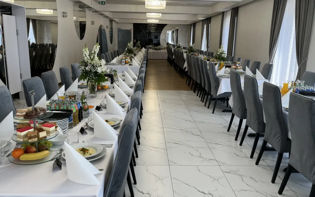 Restauracja dla większej grupy Dobczyce – gdzie zorganizować wspólny obiad?