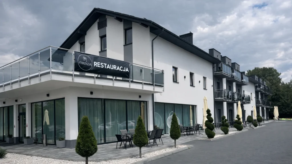 Restauracja z&nbsp;parkingiem Dobczyce – wygodny obiad dla rodzin i&nbsp;gości przyjezdnych